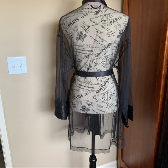 Victoria Secret Robe - Picture 5 of 8